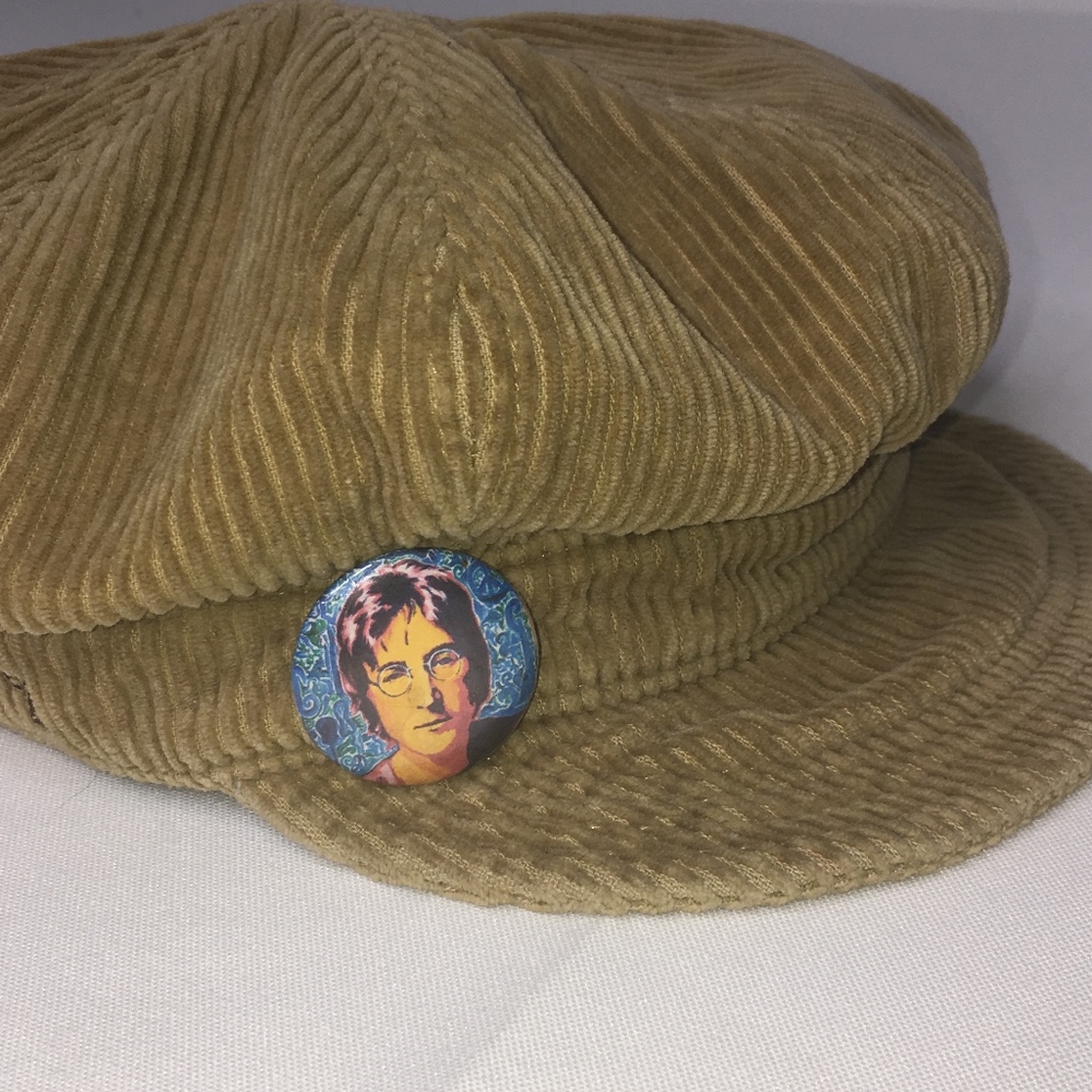 American Eagle Imagine corduroy peddler hat